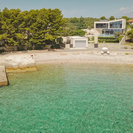 Comfortable And Spacious House Near *