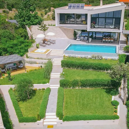 Comfortable And Spacious House Near * Rogoznica (Sibenik-Knin)